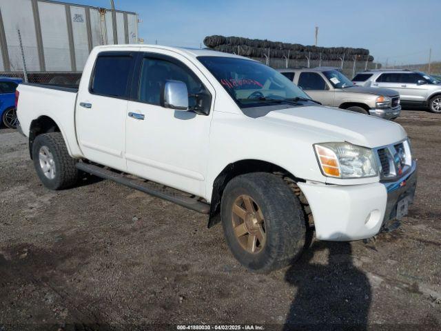  Salvage Nissan Titan