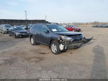  Salvage Toyota RAV4