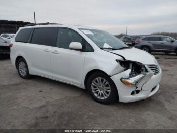  Salvage Toyota Sienna
