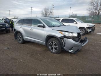  Salvage Toyota Highlander