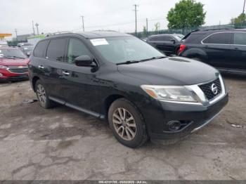  Salvage Nissan Pathfinder