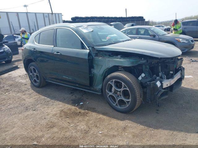  Salvage Alfa Romeo Stelvio