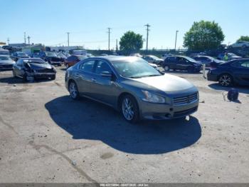  Salvage Nissan Maxima