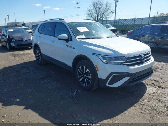  Salvage Volkswagen Tiguan