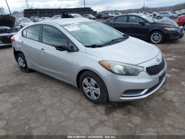  Salvage Kia Forte