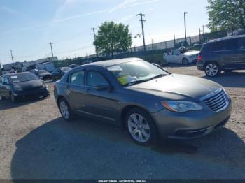  Salvage Chrysler 200
