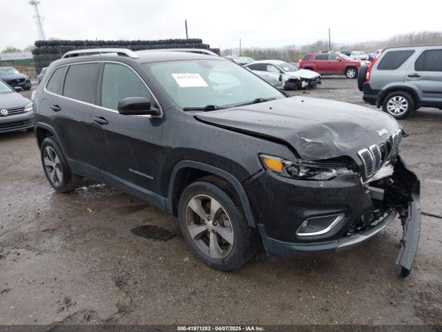  Salvage Jeep Cherokee