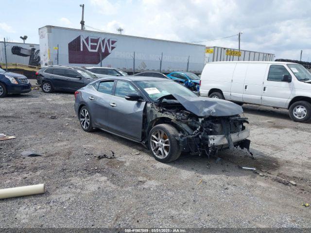  Salvage Nissan Maxima