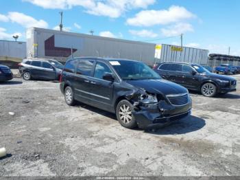  Salvage Chrysler Town & Country