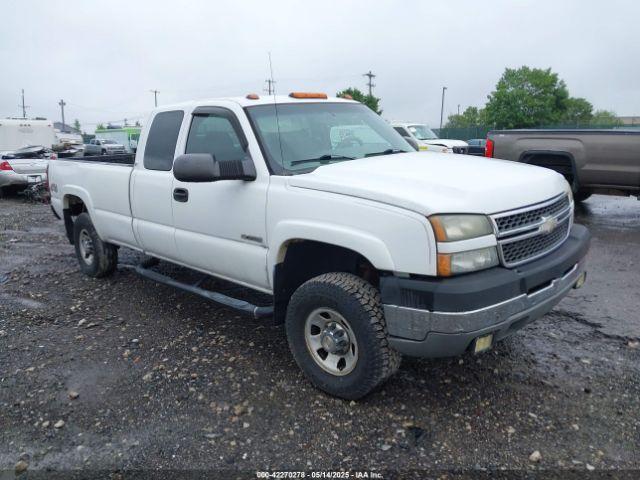  Salvage Chevrolet Silverado 3500
