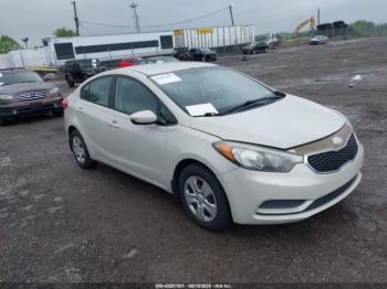 Salvage Kia Forte