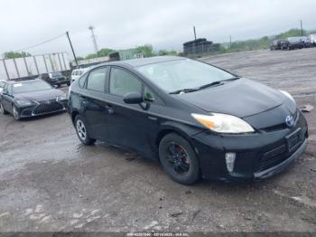  Salvage Toyota Prius