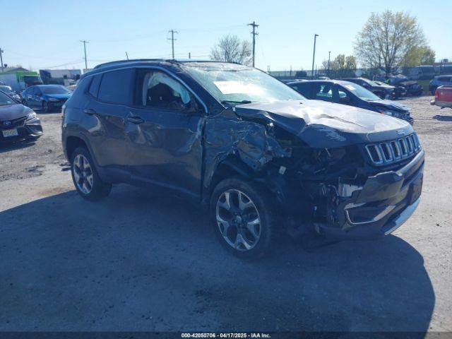  Salvage Jeep Compass