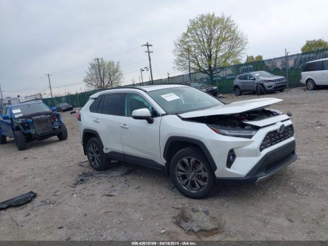 Salvage Toyota RAV4