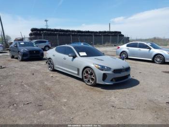  Salvage Kia Stinger
