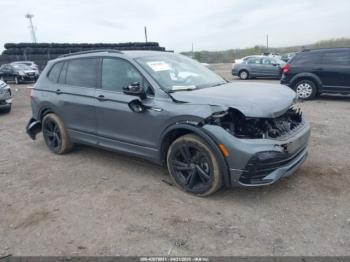  Salvage Volkswagen Tiguan