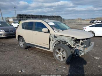  Salvage Jeep Compass