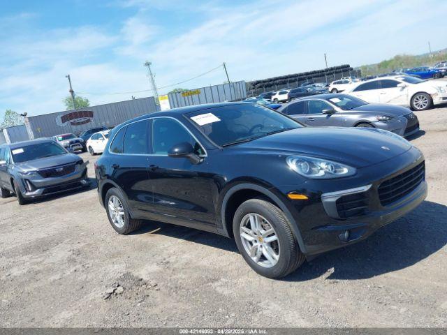  Salvage Porsche Cayenne
