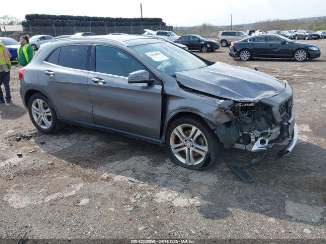  Salvage Mercedes-Benz GLA