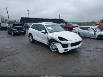  Salvage Porsche Cayenne
