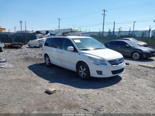  Salvage Volkswagen Routan