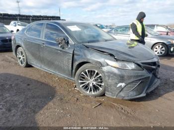  Salvage Toyota Camry