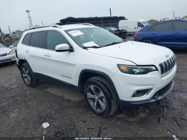  Salvage Jeep Cherokee
