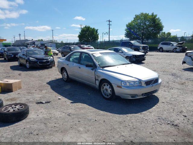  Salvage Volvo S80