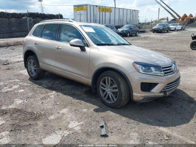  Salvage Volkswagen Touareg