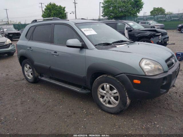  Salvage Hyundai TUCSON
