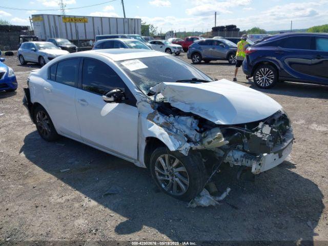  Salvage Mazda Mazda3