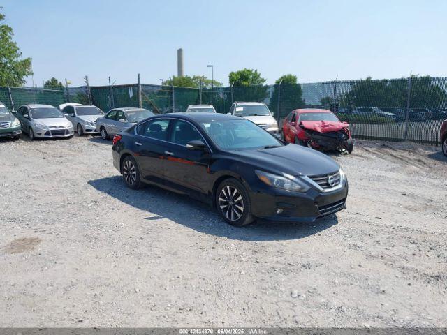  Salvage Nissan Altima