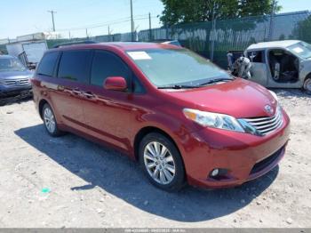  Salvage Toyota Sienna