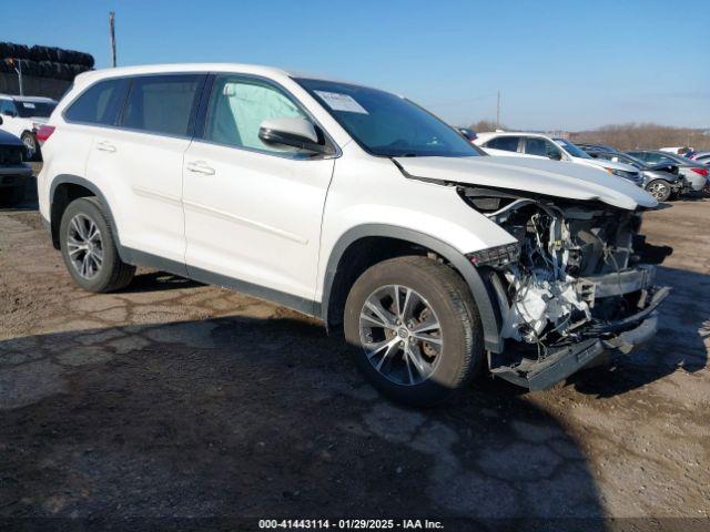  Salvage Toyota Highlander