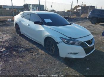  Salvage Nissan Maxima