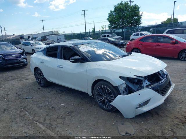  Salvage Nissan Maxima