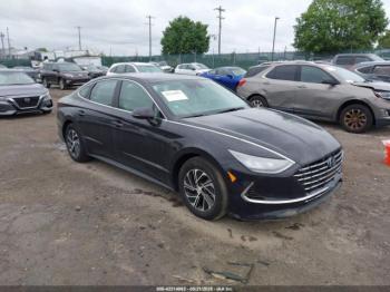  Salvage Hyundai SONATA