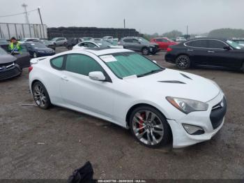 Salvage Hyundai Genesis