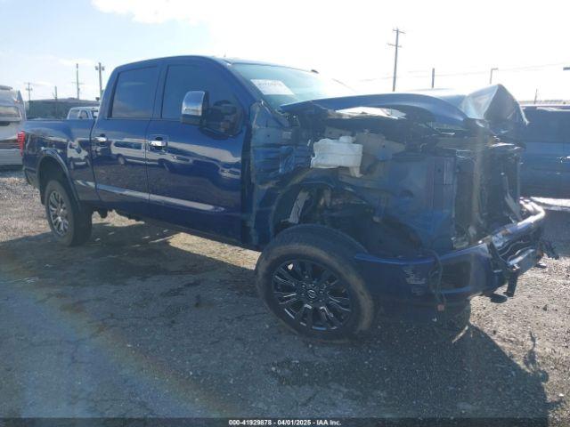  Salvage Nissan Titan