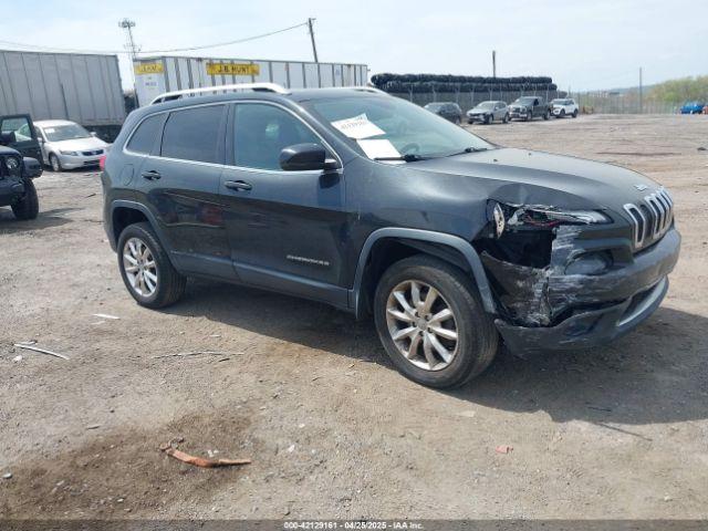  Salvage Jeep Cherokee