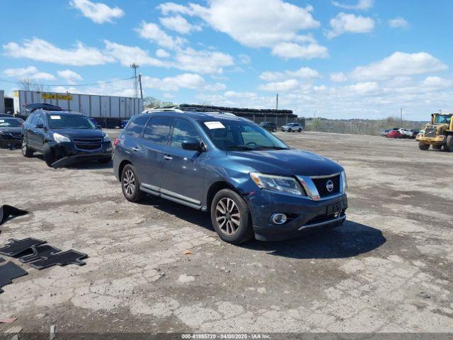  Salvage Nissan Pathfinder