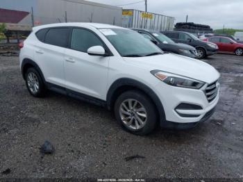  Salvage Hyundai TUCSON