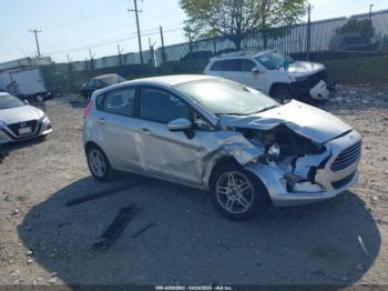  Salvage Ford Fiesta