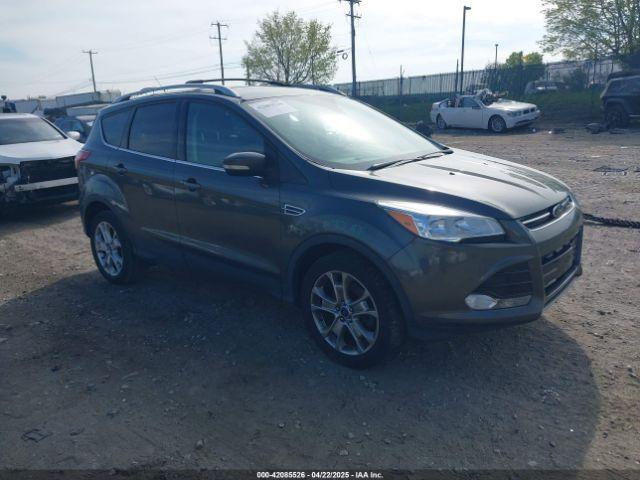  Salvage Ford Escape