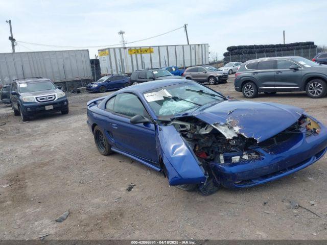  Salvage Ford Mustang