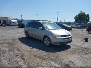  Salvage Toyota Sienna