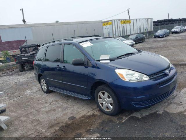  Salvage Toyota Sienna