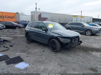  Salvage Volkswagen Tiguan