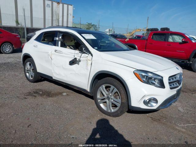  Salvage Mercedes-Benz GLA