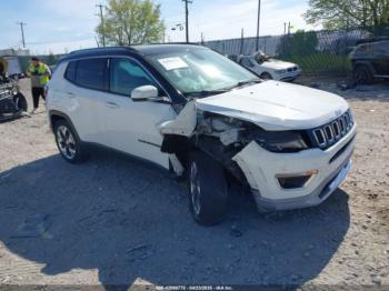  Salvage Jeep Compass